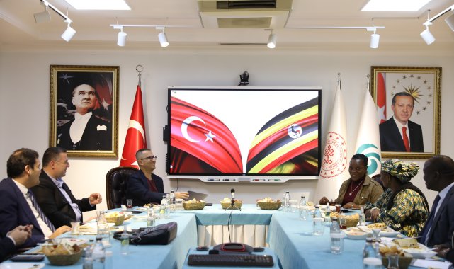 Uganda Kültür Bakanı Dr. Regis, Yunus Emre Enstitüsü Başkanı Prof. Dr. Aliy'yi ziyaret etti