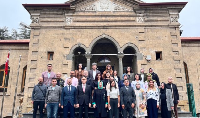 Anadolu Mektebi'nde tanışma toplantısı