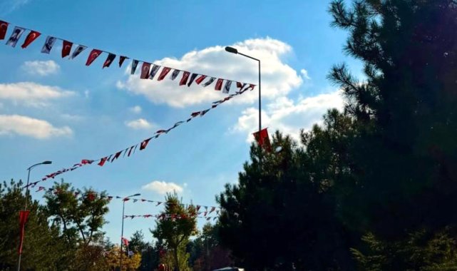 Ankara'da SOLOTÜRK eşliğinde 29 Ekim yürüyüşü
