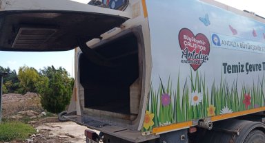 Antalya'da çevreyi kirleten büyükşehir ve ilçe belediyesine toplam 3,7 milyon lira ceza