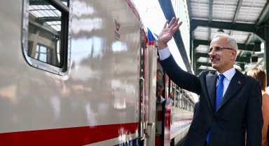 Bakan Uraloğlu: Doğu Ekspresi'nin kış seferleri 22 Aralık'ta başlayacak