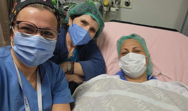 Başhekim önerisiyle yaptırdığı kontrolde meme kanseri olduğunu öğrendi