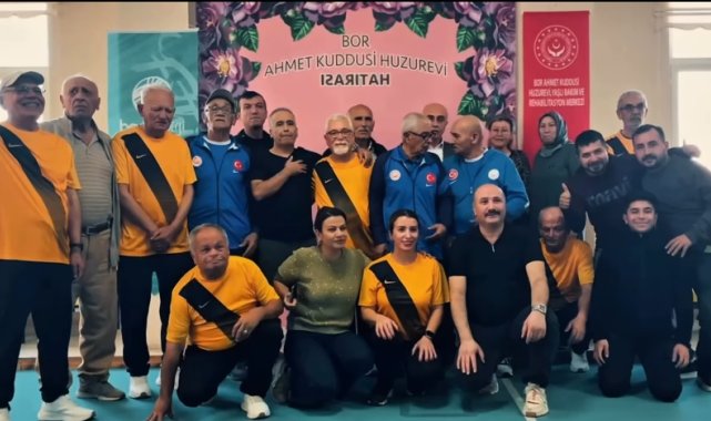 Bor Ahmet Kuddusi Huzurevi'nde galibiyet sevinci