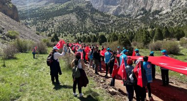 Cumhuriyetin 102'nci yılı Emler Zirvesi'nde kutlanıyor