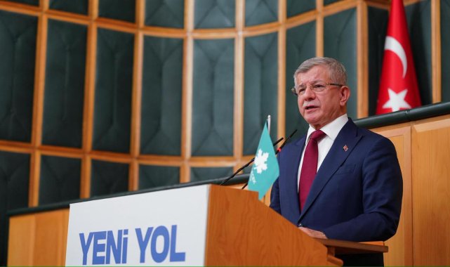 Davutoğlu: Özgürlük filoları dalga dalga devam edecek