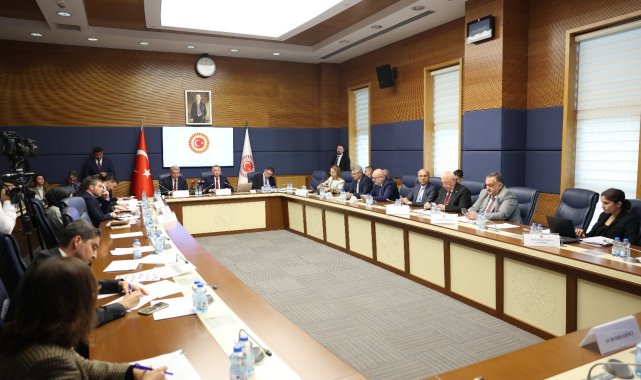 Dışişleri Komisyonu Başkanı Oktay: Gazze'ye ilişkin gelişmelerde artık Türkiye masadadır