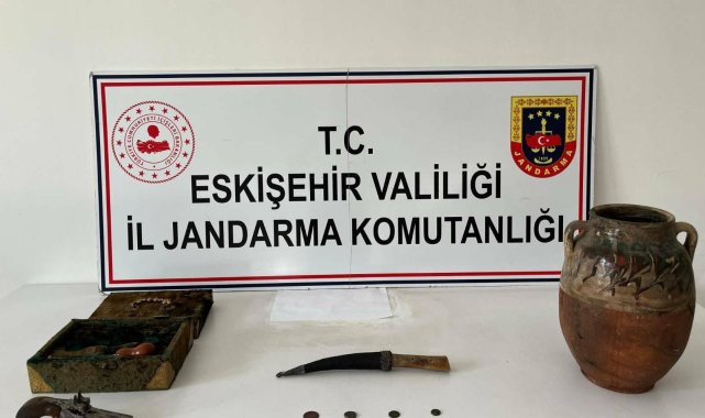 Evinde tarihi eser ele geçirilen şüpheli gözaltına alındı