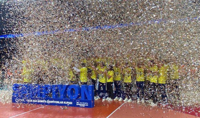 Fenerbahçe Medicana şampiyonluk kupasını aldı