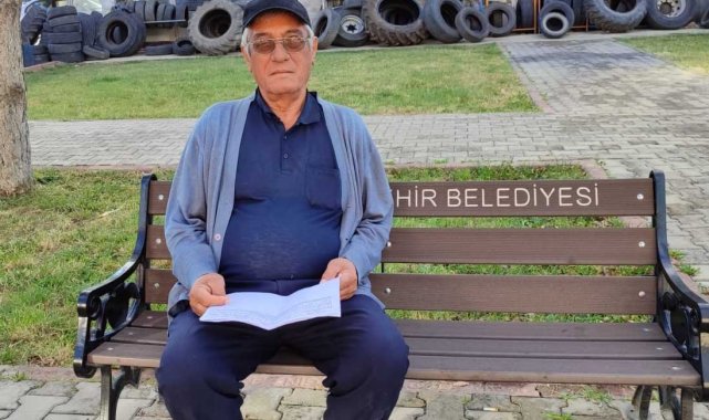 İsim benzerliği nedeniyle kayıtlara 'ölü' olarak geçti; yaşadığını ispatlamaya çalışıyor