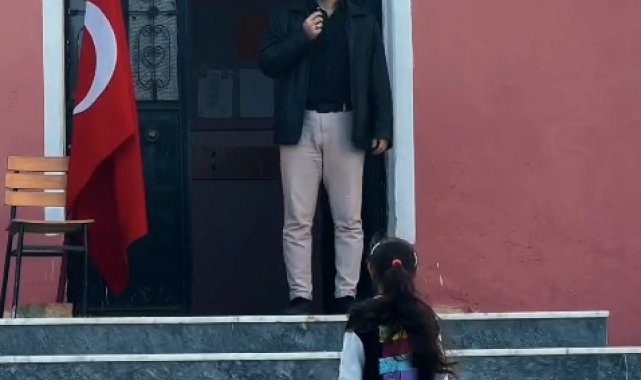 Konya'da 1 öğretmenli, 1 öğrencili okulda 29 Ekim töreni