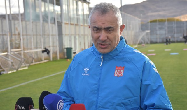 Mehmet Altıparmak: Şu anda bulunduğu yer Sivasspor'a yakışmıyor