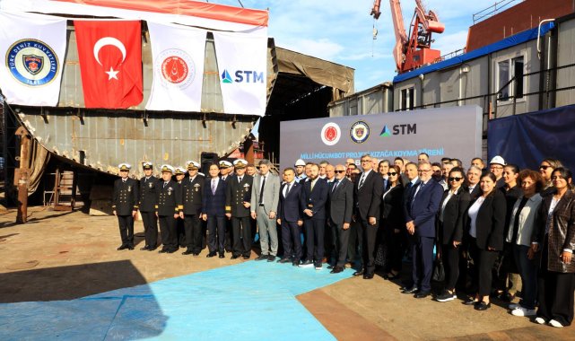 Milli hücumbotun gövdesi kızağa alındı