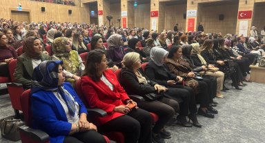 Niğde'de koruyucu aileler buluştu