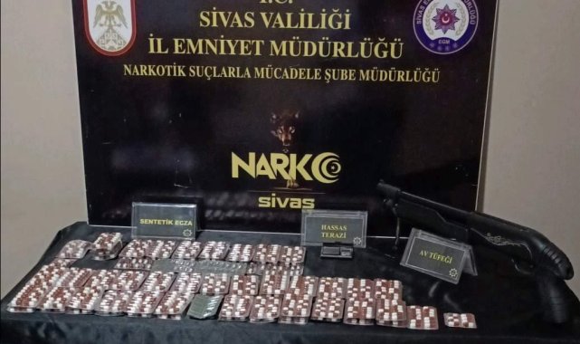 Sivas'ta uyuşturucu operasyonunda 4 tutuklama