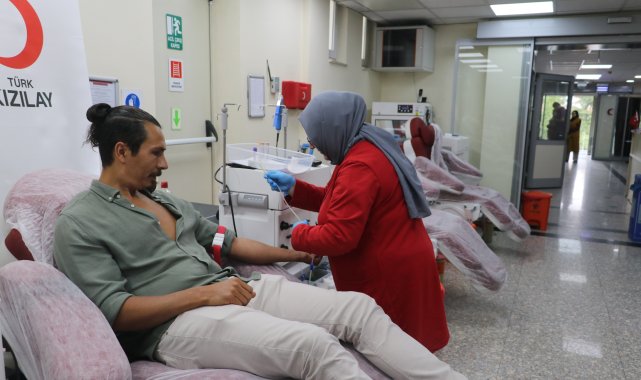 Teyzesinin acısı, Erdi'yi kan bağışı rekortmeni yaptı