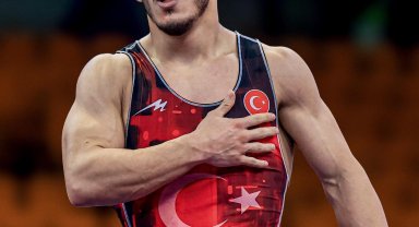 Tolga Özbek, U23 Dünya Güreş Şampiyonası'nda bronz madalya kazandı