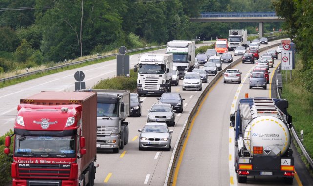 TÜİK: Eylülde 196 bin 338 taşıtın trafiğe kaydı yapıldı
