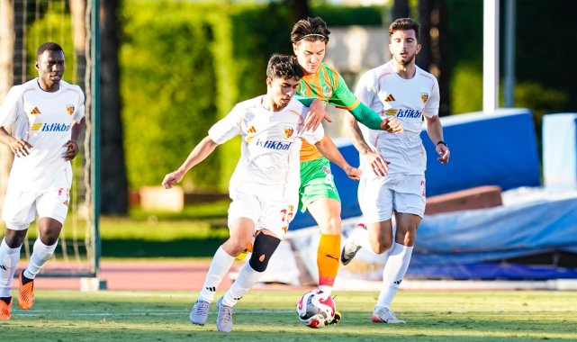 Zecorner Kayserispor hazırlık maçında Alanyaspor ile berabere kaldı