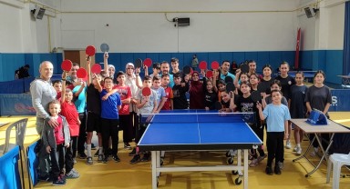 10 Kasım Atatürk'ü Anma Masa Tenisi Turnuvası Karaman'da Sona Erdi