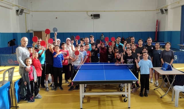 10 Kasım Atatürk'ü Anma Masa Tenisi Turnuvası Karaman'da Sona Erdi