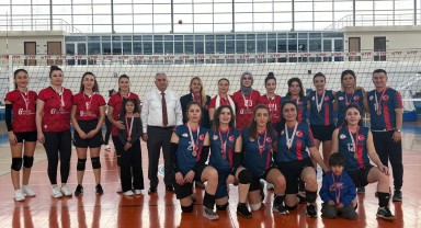 3. Kamu Spor Oyunları Voleybol Finalleri Karaman'da Tamamlandı