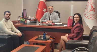 American LIFE Dil Kursu Yöneticilerinden Hastane Başhekimine Ziyaret