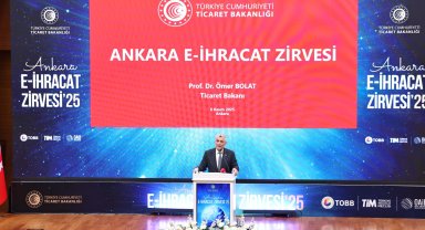 Bakan Bolat: e-ihracat destek paketi kredi programının müjdesini veriyoruz