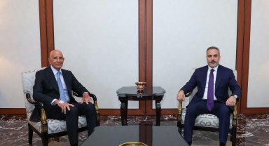 Bakan Fidan, ABD Büyükelçisi Barrack'ı kabul etti