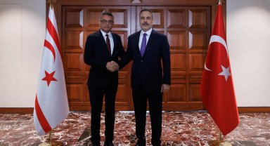 Bakan Fidan, KKTC Cumhurbaşkanı Erhürman ile bir araya geldi