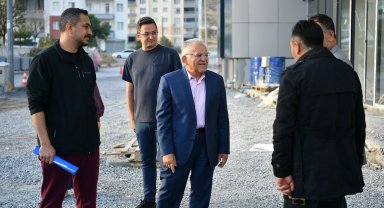 Başkan Büyükkılıç, Altınoluk Sosyal Yaşam Merkezi'ni inceledi