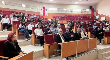 Defterdar Karpınar, KMÜ'de Bilgisayarlı Muhasebe Sertifika Törenine Katıldı