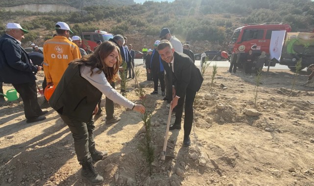 Ermenek'te Milli Ağaçlandırma Günü'nde 500 Fidan Toprakla Buluşturuldu