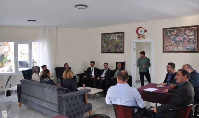 Ermenek'te Uysal-Hasan Kalan Emekliler Lokali Açıldı, Başkan Bozcu Ziyaret Etti