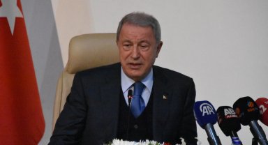 Hulusi Akar: Terör belasından asil milletimizi kurtaracağız