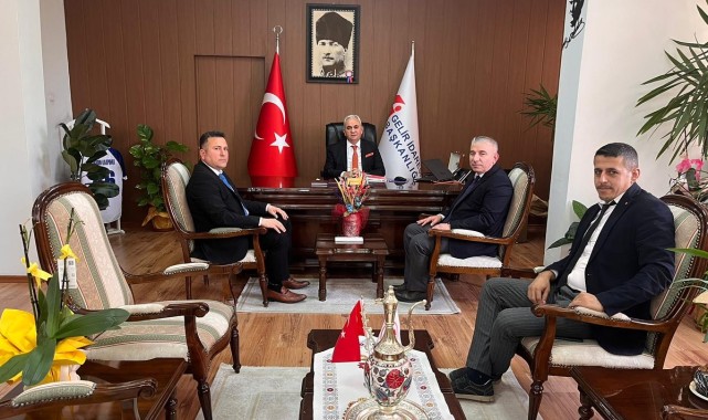 İcra Müdürlüğü Heyeti, Defterdar Karpınar'a Hayırlı Olsun Ziyareti Gerçekleştirdi