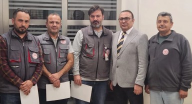 Karaman Eğitim ve Araştırma Hastanesi'nde Üstün Başarı Gösteren Personele Başarı Belgesi Verildi