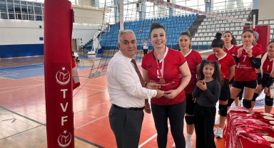 Karaman Ev Sahipliğinde Düzenlenen Kamu Spor Oyunları'nda Ankara Defterdarlığı 3. Oldu