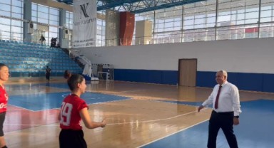 Karaman Ev Sahipliğinde Voleybol Şampiyonası, Defterdarlık Takımı Yarı Finalde