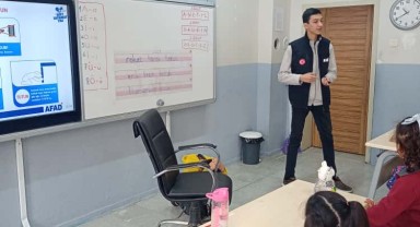 Karaman'da İlkokul Öğrencilerine Afet Farkındalık Eğitimi Verildi