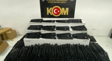 Konya'da yüzlerce tüfek ve tabanca ile silah parçaları ele geçirildi