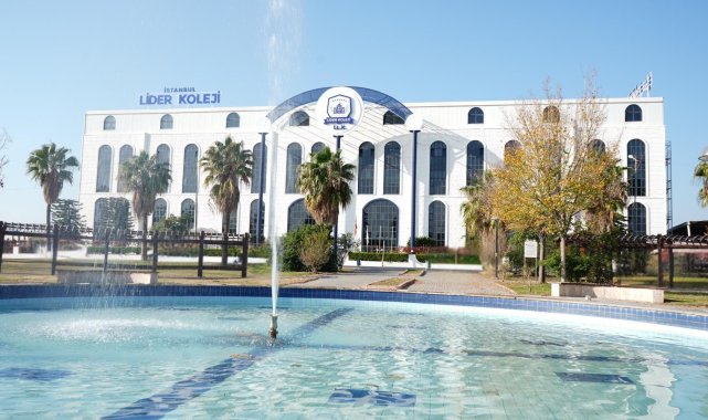 Lider Koleji, 'beceri odaklı' eğitim modeli ile Avrupa'daki üniversitelerle iş birliği yaptı