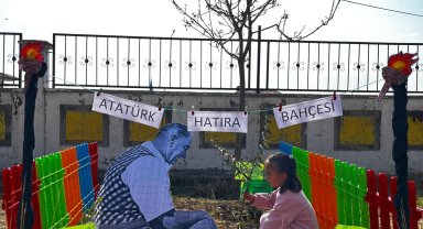 Okullarda fidanlar, 'Atatürk ve vatan sevgisi' mesajlarıyla toprakla buluştu