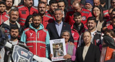 Özgür Özel: Kuryeye hız dayatan, ölümle yarıştıran sistem denetlenmeli