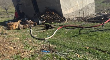 Sivas'ta yayla evinde çıkan yangın söndürüldü