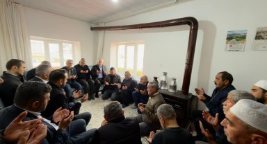 Vali Çelik'ten trafik kazasında 3 çocuklarını kaybeden aileye taziye ziyareti