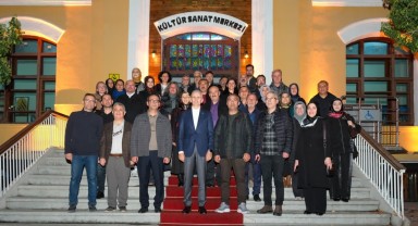 Vali Çiçekli, Gazi Kültür Sanat Merkezi'nde 'Bir Şehir Yönetmek' Dersini Verdi