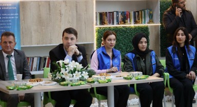 Gençlik Hizmetleri Genel Müdürü Dr. Enes Efendioğlu Karaman'da Gençlerle Buluştu