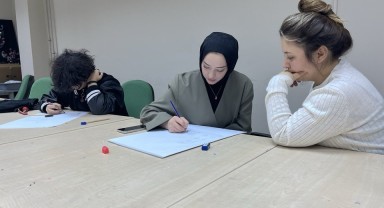 Karaman Gençlik Merkezi'nde Yetenek Sınavlarına Hazırlık Resim Dersleri Sürüyor