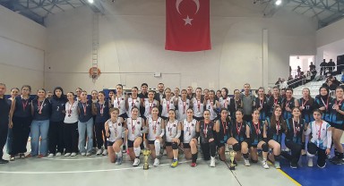Karaman Okul Sporları Gençler Voleybol Müsabakaları Sonuçlandı