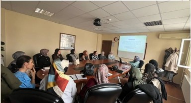 Karaman'da Aile İçi İlişkilerde '5 Sevgi Dili' Tahlil Edildi